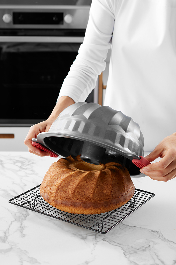 Molde para Bundt Cake antiadherente Lekue