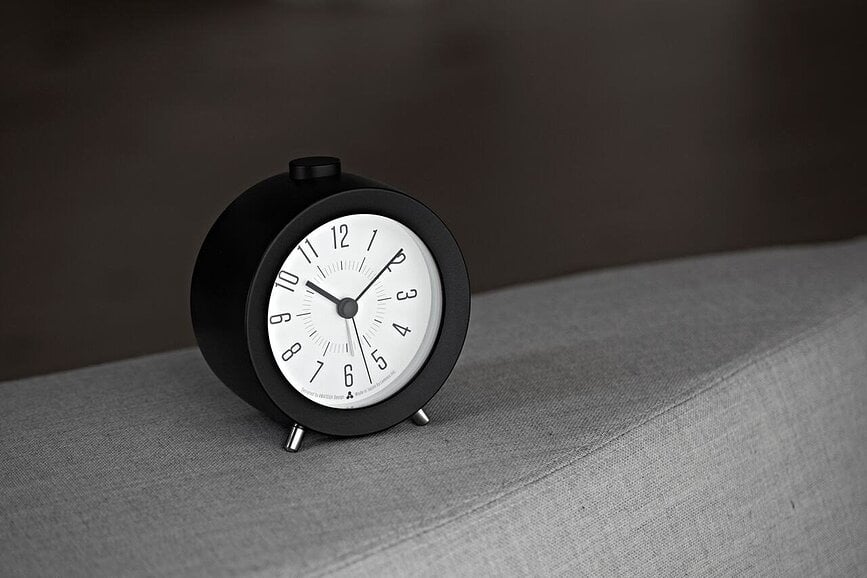 Despertador Awa Jiji, plateado