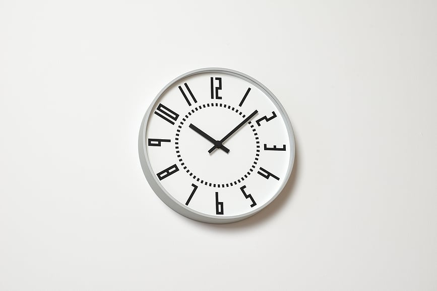 Eki Stenska Ura, črna