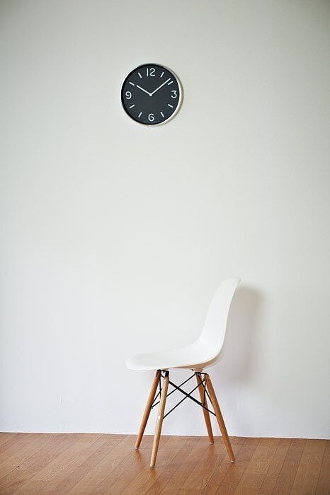 Mono Clock Sat zidni bijeli