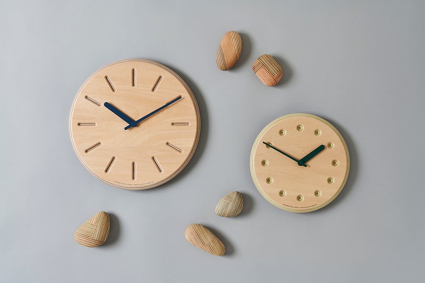 Paper Wood Line Sat zidni 22 cm s plavim kazaljkama