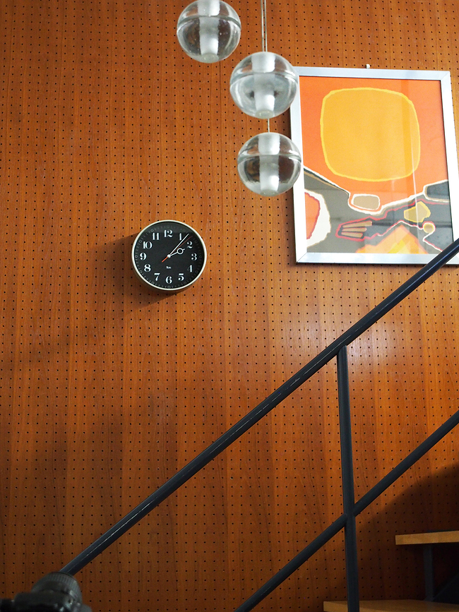 Reloj de pared Riki Ring, 25 cm, blanco