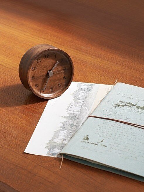 Reloj de Mesa de madera de haya Muku