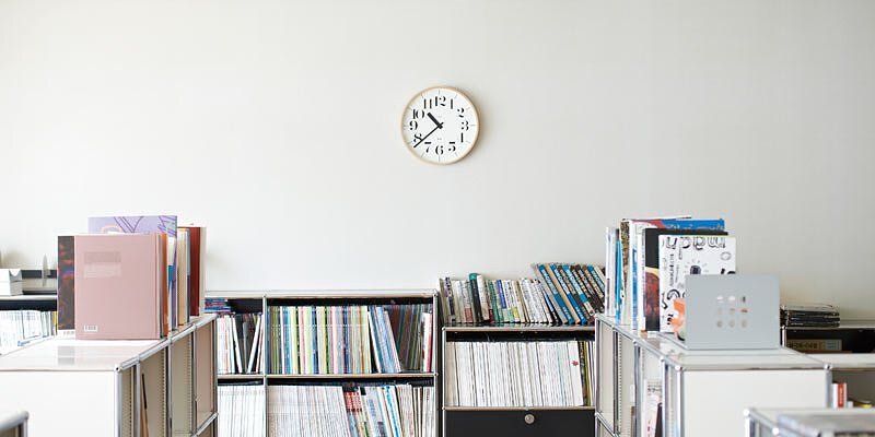 Riki Horloge, taille L, avec grands chiffres