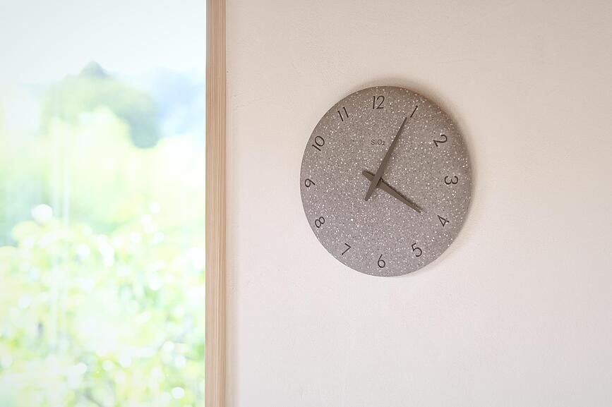 SiO2 Horloge murale, rose