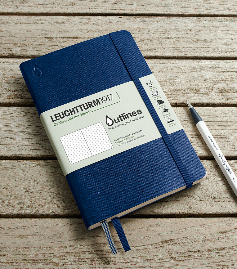 Cuaderno de puntos de tapa flexible Outlines, B6+, 89 páginas, papel 150 g/m², azul marino