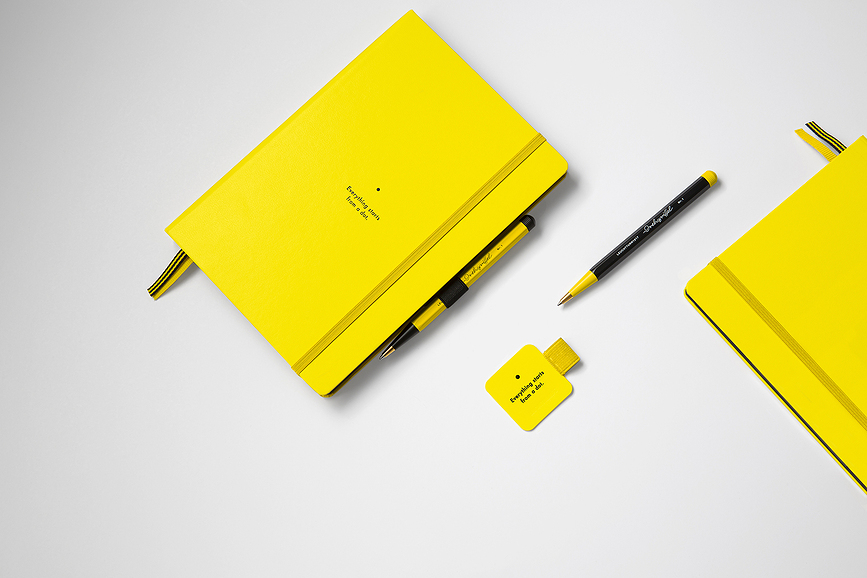 Leuchtturm 1917 Držač samoljepljivi za olovku Bauhaus crni