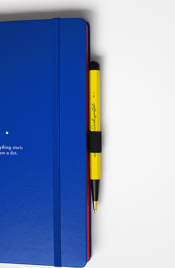 Leuchtturm 1917 Bauhaus Samolepilno držalo za pisalo, črno