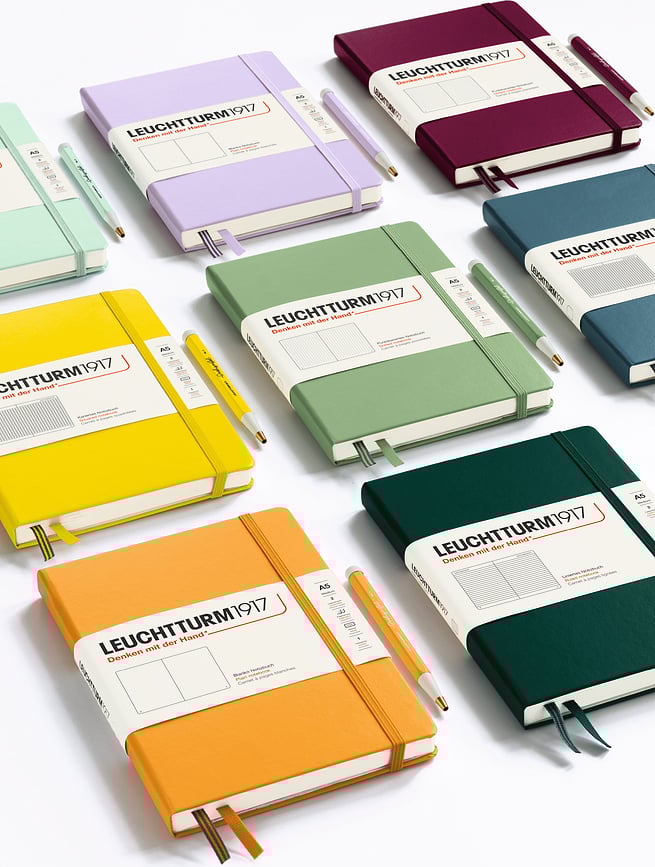 Leuchtturm 1917 Carnet uni à couverture rigide, A5, 251 pages, 80 g/m², rouge