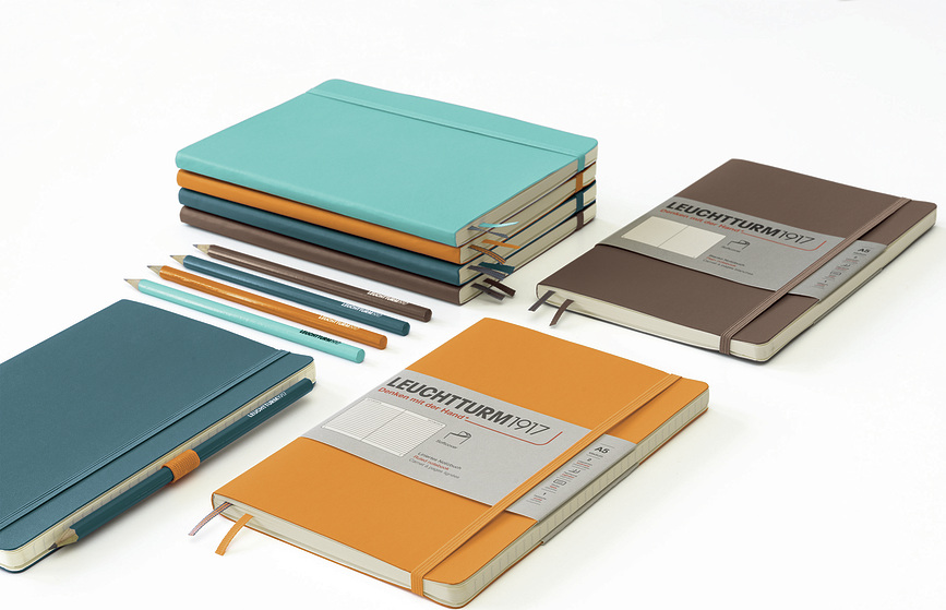 Leuchtturm 1917 Zvezek s pikami, A5, 123 strani, umazano roza, 80 g/m²