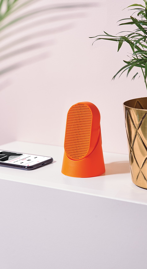 Altavoz resistente al agua Mino T, amarillo, con gancho y base