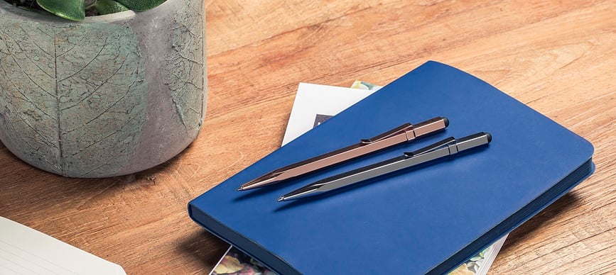 Bolígrafo cromado metálico Bee 2, con puntero táctil