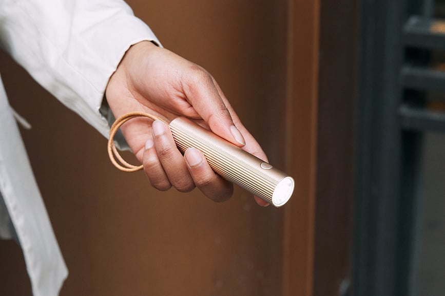 Fine Privjesak sa svjetiljkom crveni