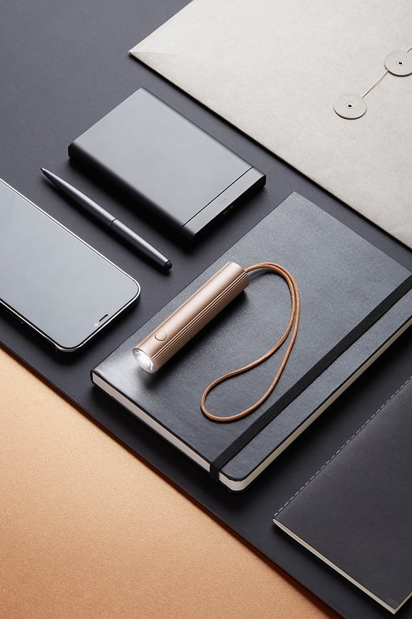 Fine Privjesak sa svjetiljkom crveni