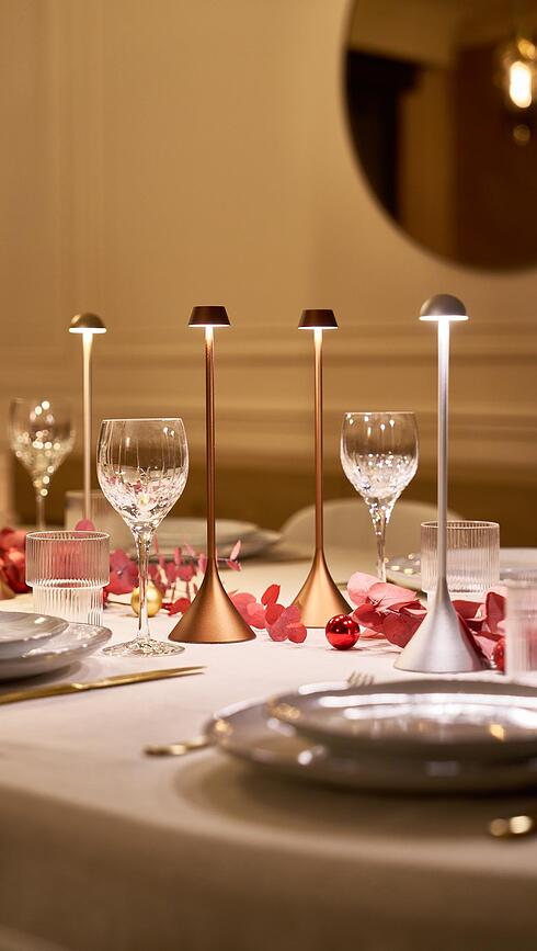 Lámpara de Mesa Steli Dome, rojo oscuro