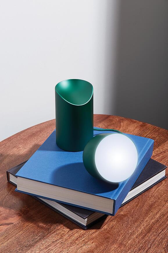 Lámpara inalámbrica Orbe, de colores