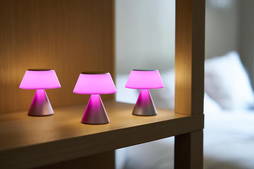 Luma S Lampa LED tamnozelena