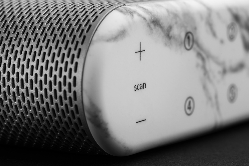 Miami Time Radio sa satom bijeli mramor