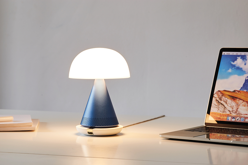 Mina Audio L Svetilka LED z Bluetooth zvočnikom, aluminij