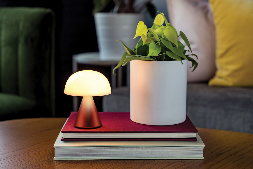 Mina M Lampa LED tamnozelena