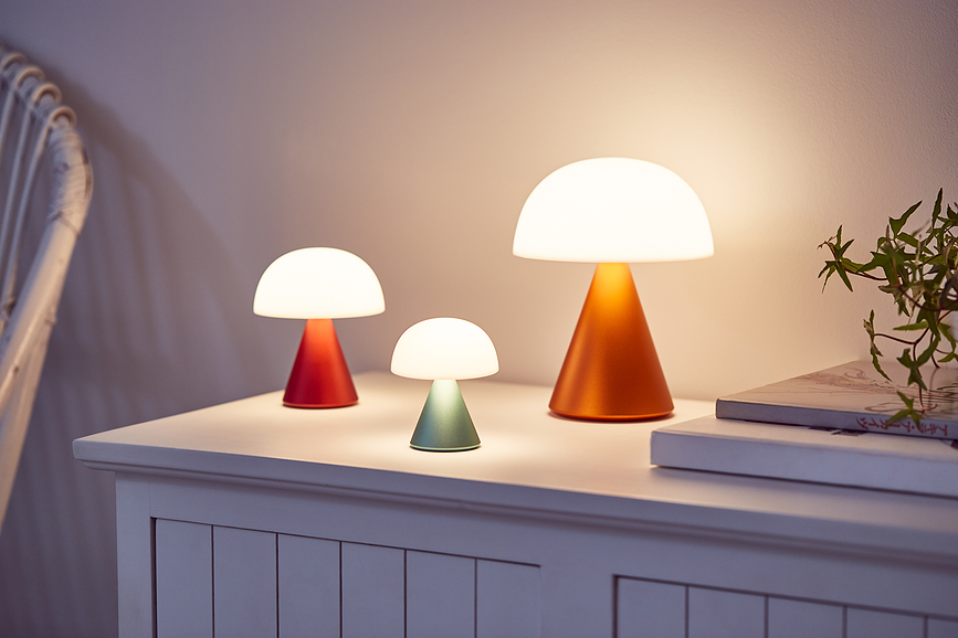 Mina M Lampa LED tamnozelena