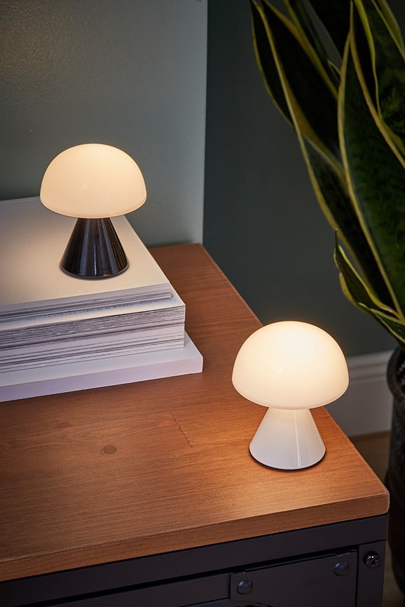 Mina Lampa LED mini sjajna crna plastična