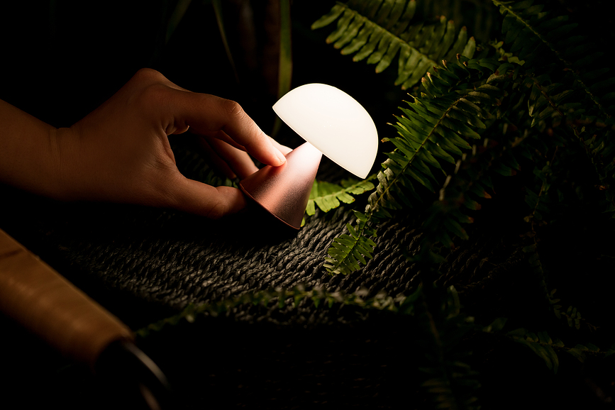 Mina Lampa LED mini tamnozelena