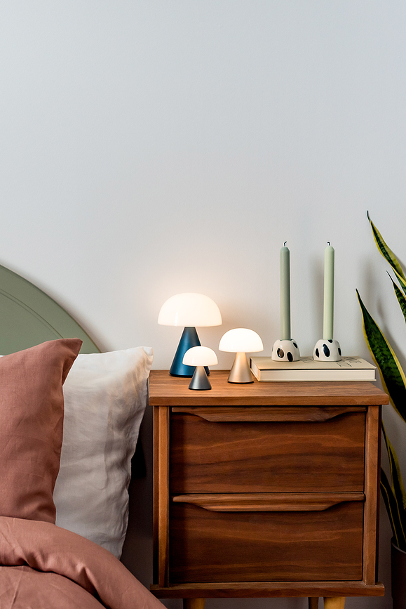 Mina Lampe LED M, vert foncé