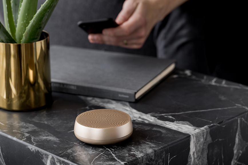 Mino L Enceinte, rouge, en aluminium