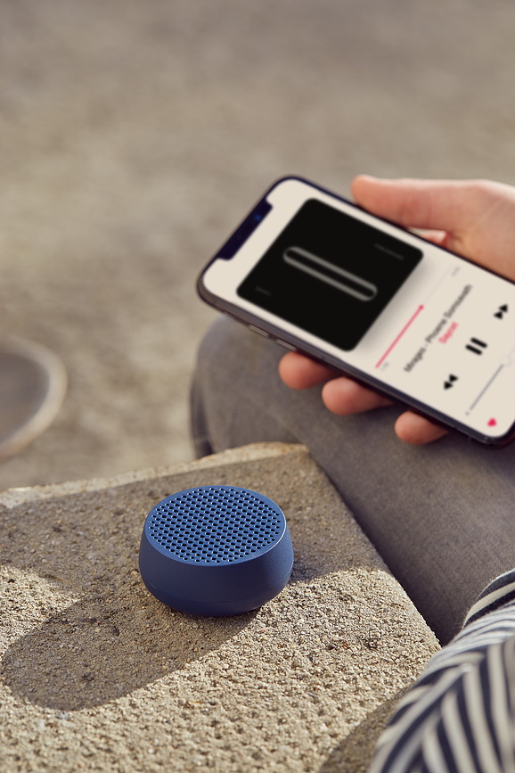 Mino S Zvočnik, svetlo roza