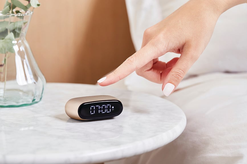 Minut Budilica tamnocrvena