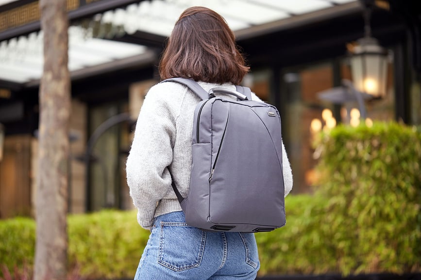 Mochila para Portátil Slim Premium+, para 13-14", negra