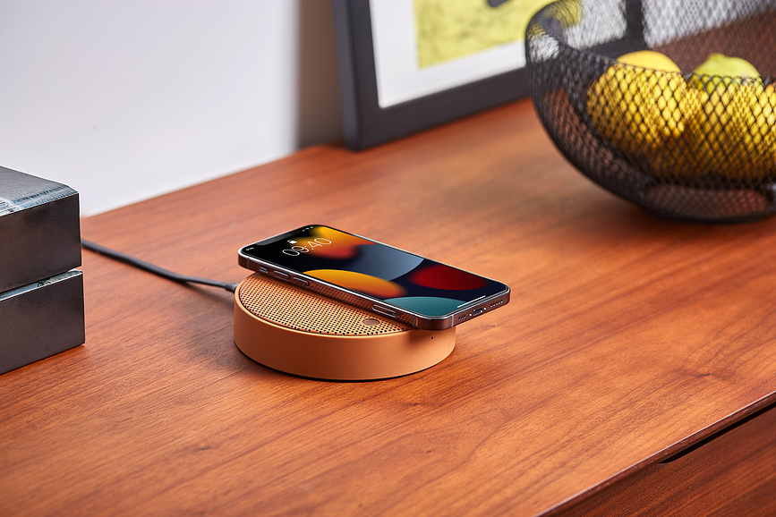 Oslo Energy+ Ασύρματος Φορτιστής με Ηχείο, σκούρο κόκκινο