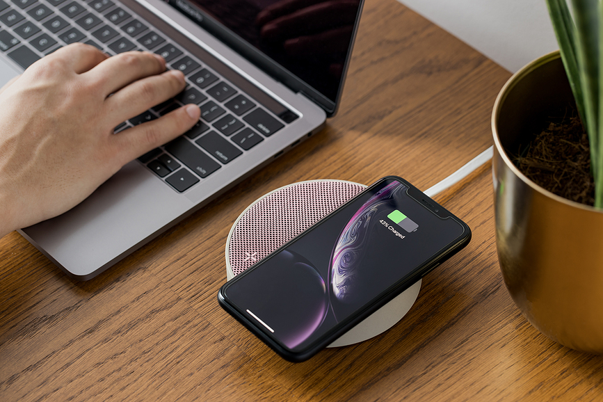 Oslo Energy Brezžični Polnilnik, siv