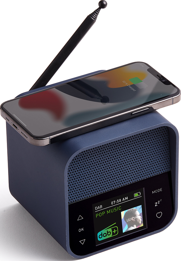 Radio con reloj y cargador inalámbrico Oslo News Premium, rojo oscuro