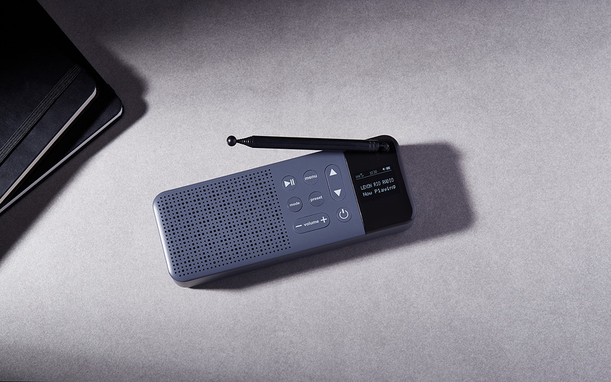 Rio Ραδιόφωνο, σκούρο γκρι