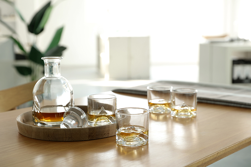 Juego de Decantador y Vasos para whisky The Peaks, Set de 5 piezas