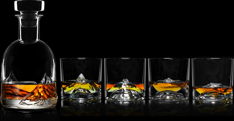 Karafka do whisky The Peaks ze szklankami 5 el.