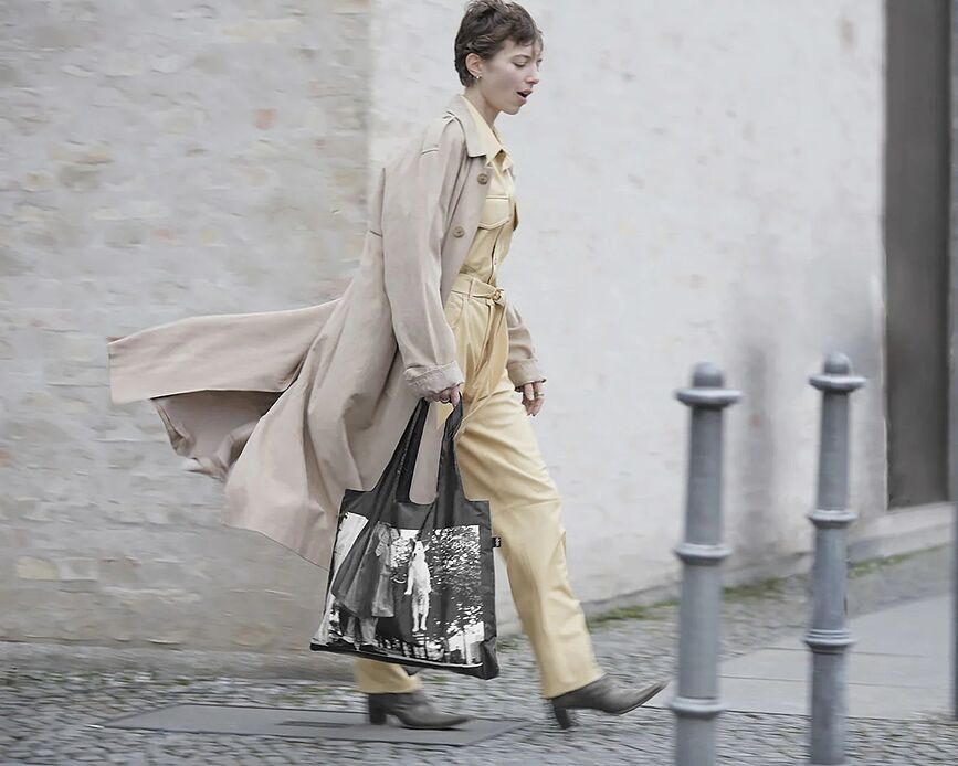 Bolsa reciclada LOQI Museum, diseño Vincent van Gogh Lirios