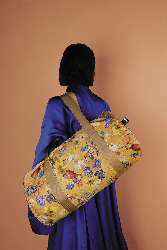 Bolsa Weekender reciclada LOQI Museum, diseño Almendro en Flor de Vincent van Gogh, reversible