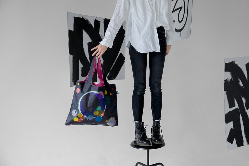 LOQI Museum Τσάντα, Rachel Ruysch Νεκρή Φύση με Λουλούδια σε Μαρμάρινη Επιφάνεια, ανακυκλωμένη