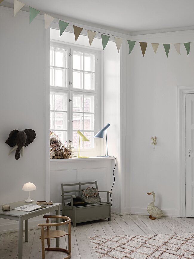 AJ Mini Lampe de Table, blanche, laiton