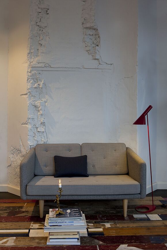 AJ Φωτιστικό Δαπέδου, πράσινο χακί