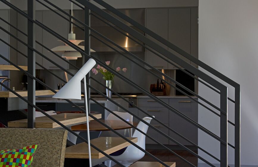 AJ Stoječa svetilka, ugasnjena zelena