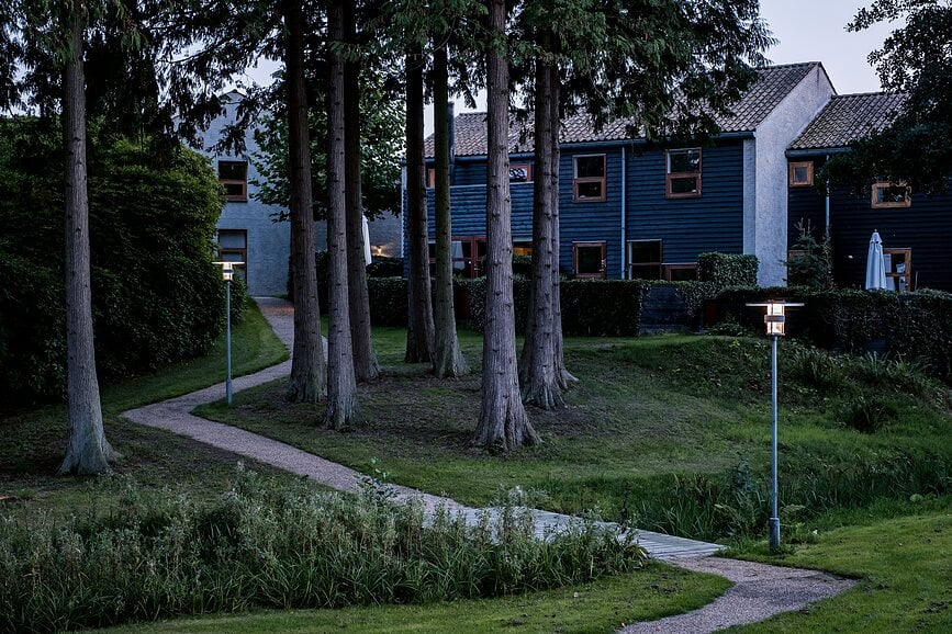 Albertslund Lampa vrtna s Dali upravljanjem 4000K tamnosiva