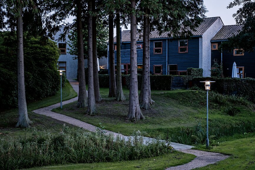 Albertslund Vrtna svetilka z Dali krmiljenjem, 4000K, temno siva