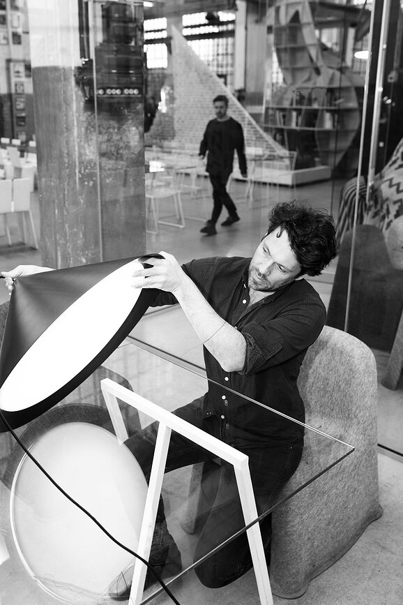 Keglen Lampa stajaća LED D2W 2700-2000K bijela