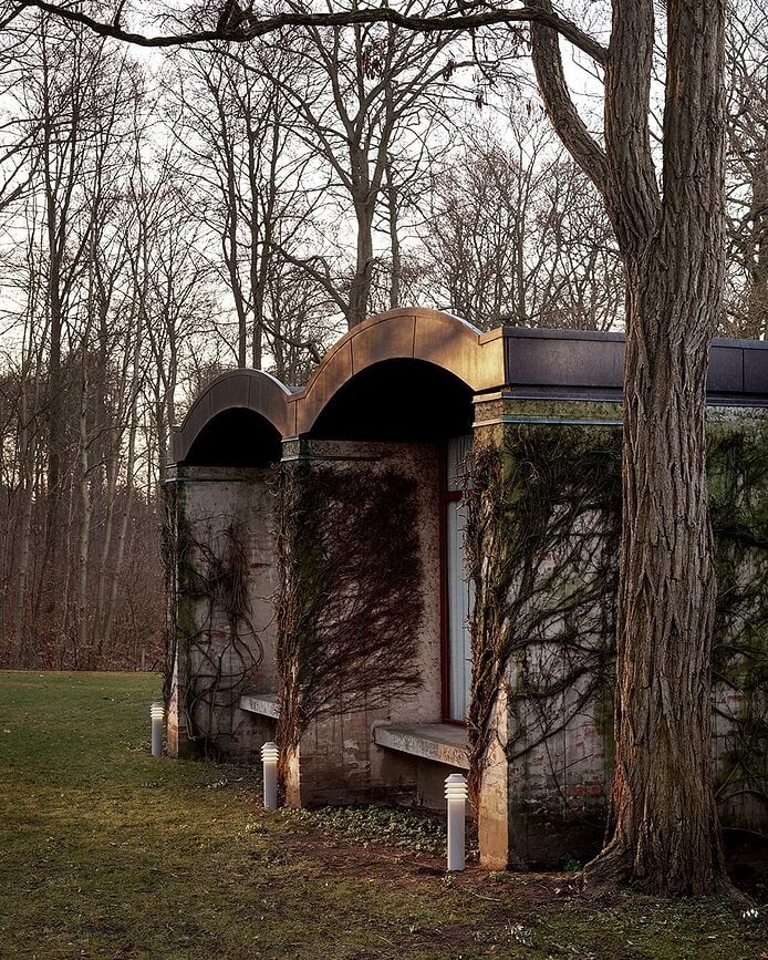 Lámpara de Exterior LED Bysted, 4000K, L, gris, con fijación de ancla y adaptador