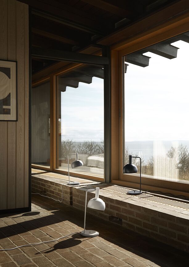 Lámpara de mesa FJ Elements, negra