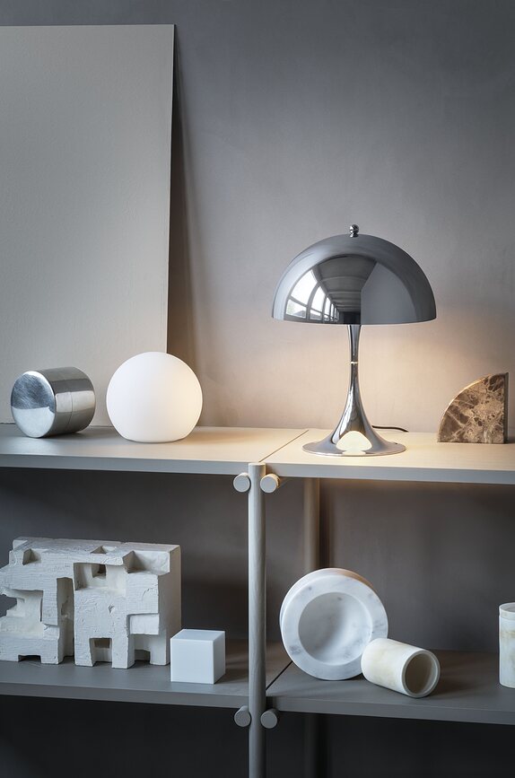 Lámpara de Mesa Panthella 320, blanca